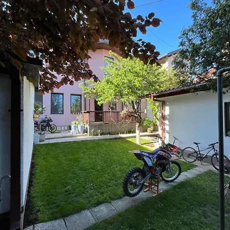 Vila Sport, Garden With Terace And Parking Sarajevo