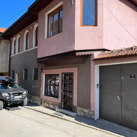 Vila Sport, Garden With Terace And Parking Lägenhet *