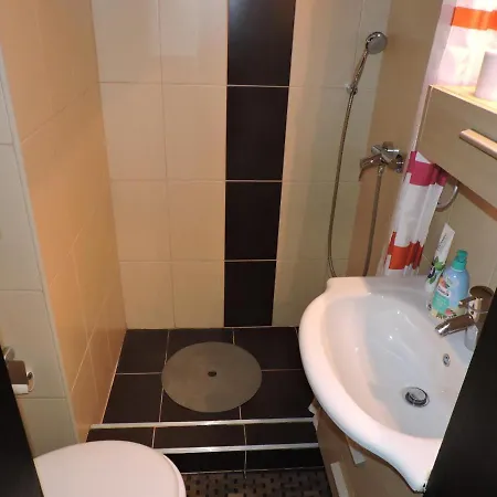 Vila Sport, Garden With Terace And Parking Apartman Szarajevó